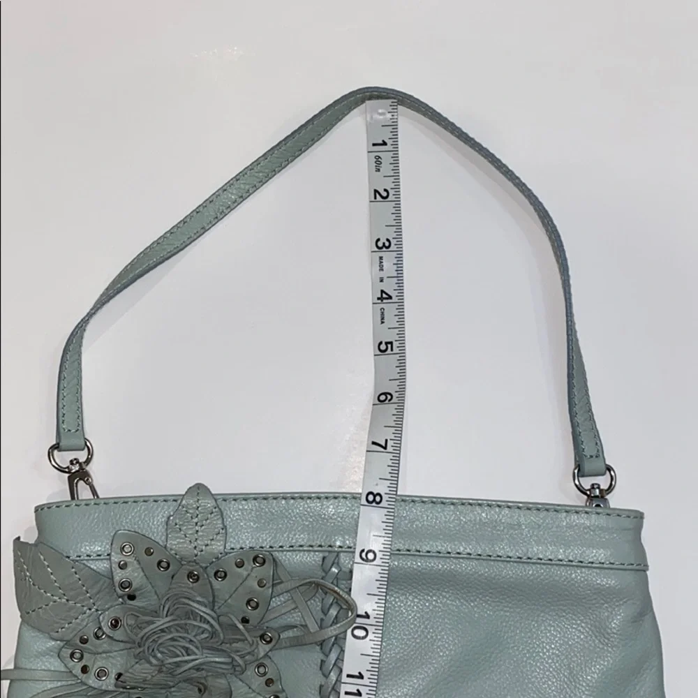 Mini purse teal color with cute flower detail - Picture 11 of 11